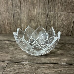 Vintage Pressed Crystal Bowl | Diamond Lattice | Crown Rim